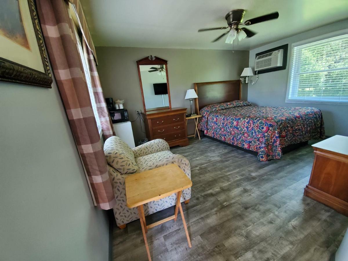 High Springs Country Inn ภายนอก รูปภาพ