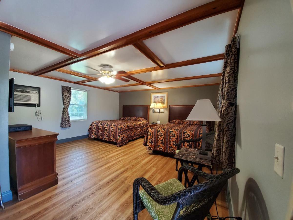 High Springs Country Inn ภายนอก รูปภาพ